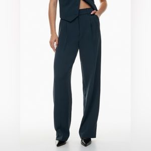 ✨NWT✨ Aritzia Wilfred Effortless Pants, Admiral (Size 4 Tall)